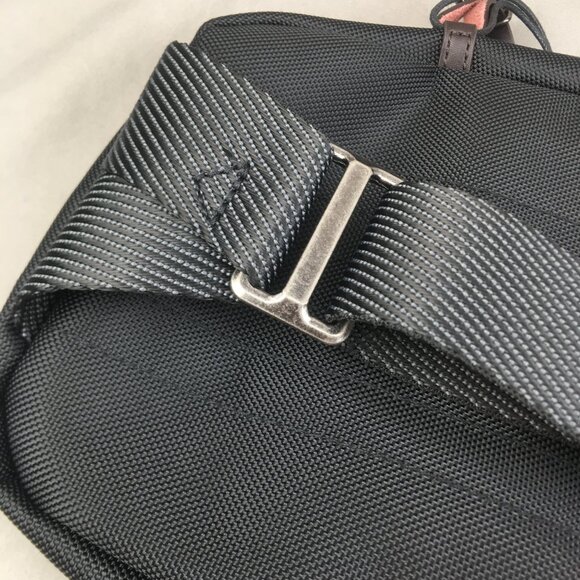 TUMI SLING BAG In black - Picture 9 of 11